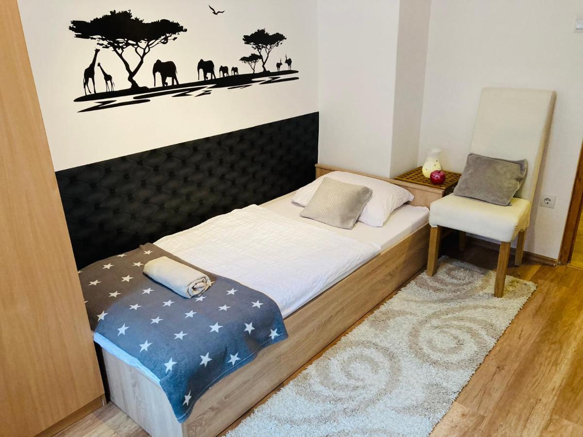 Origo Apartman Eger Exteriör bild