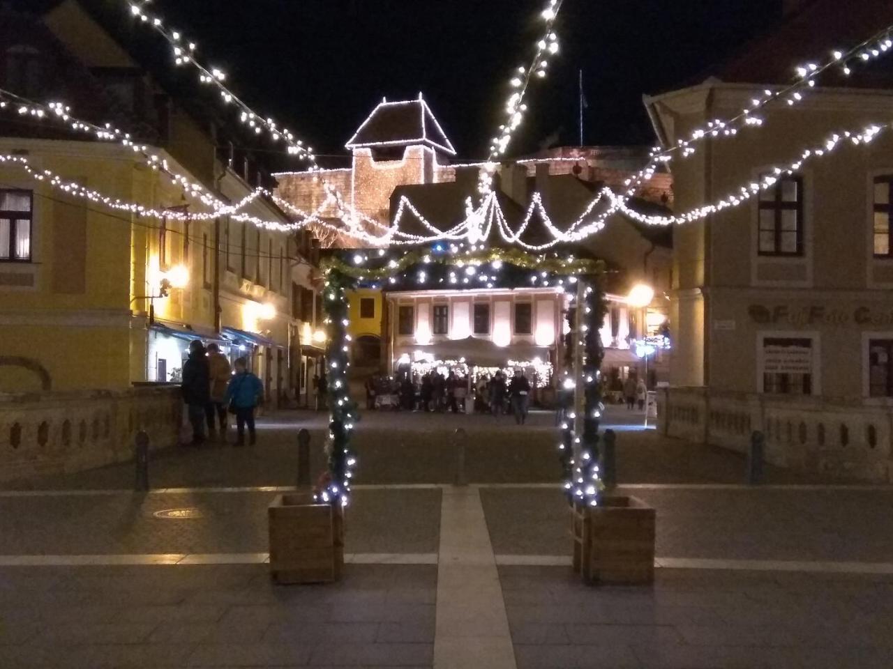 Origo Apartman Eger Exteriör bild